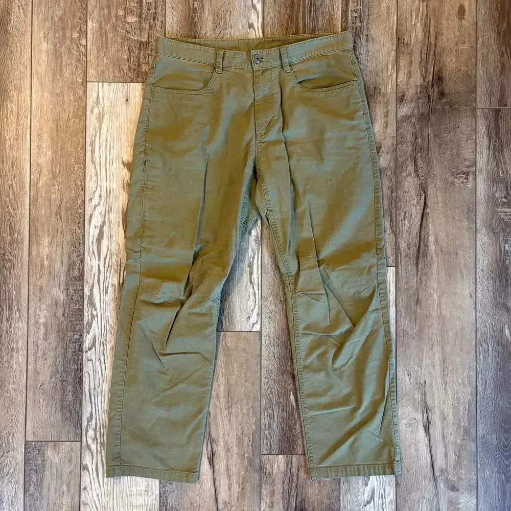 The North Face Five-Pocket Olive Technical Hiking Pants Mens 34 Short